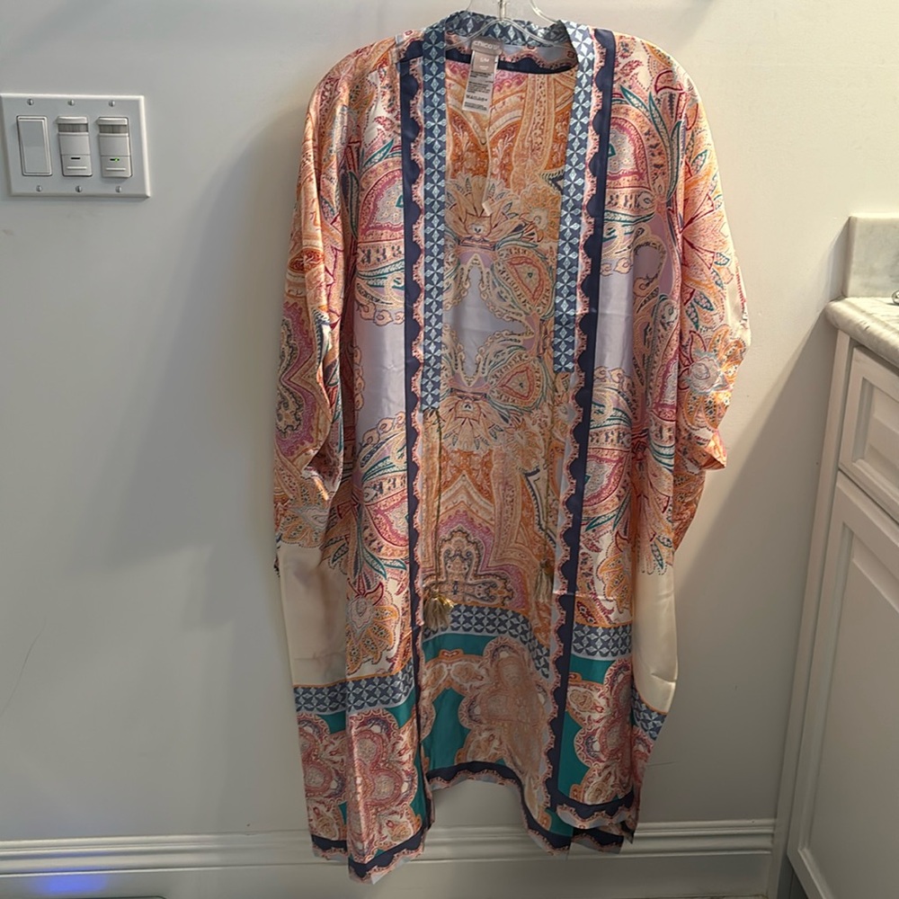 Chico’s Stunning Medallion Ruana Kimono. S/M